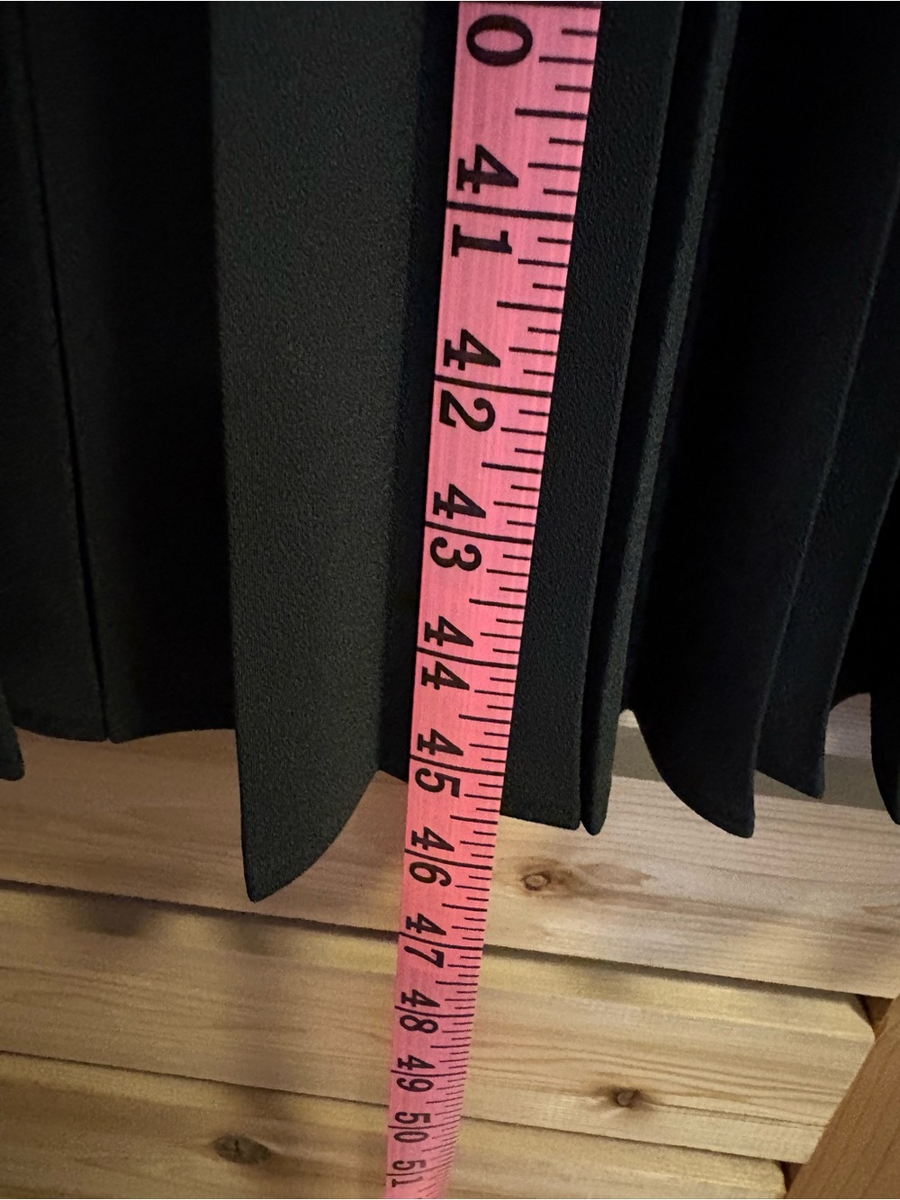 Uniqlo Japan Black Long Sleeve Pleated Midi Dress - Picture 7 of 8